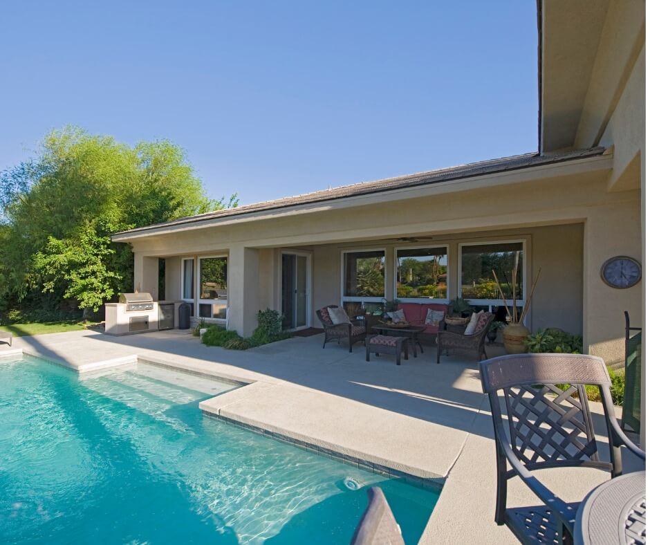 The Appeal of Homes with Pools: A Simple Guide