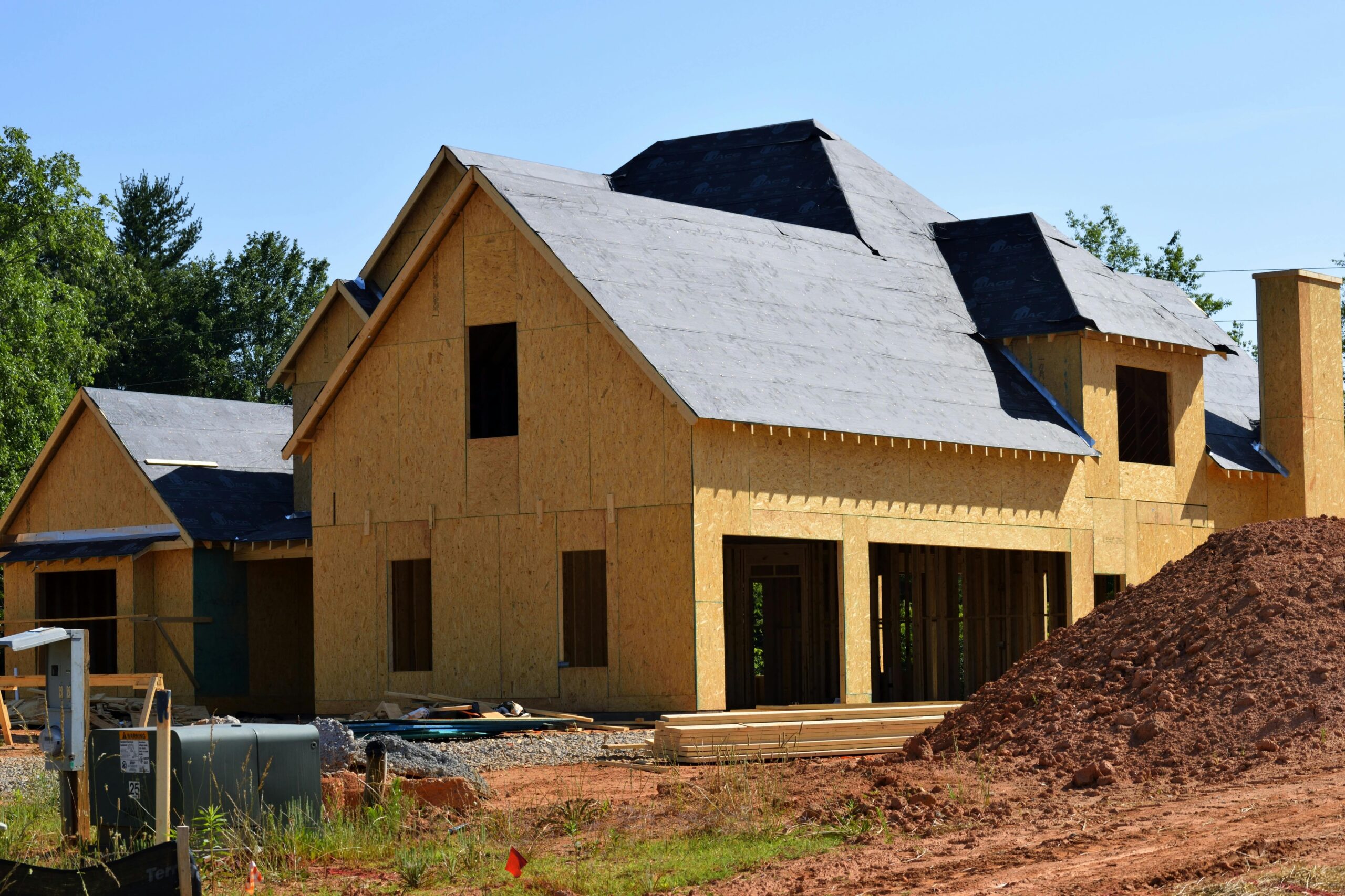 New Construction Custom Builders vs. Production Builders